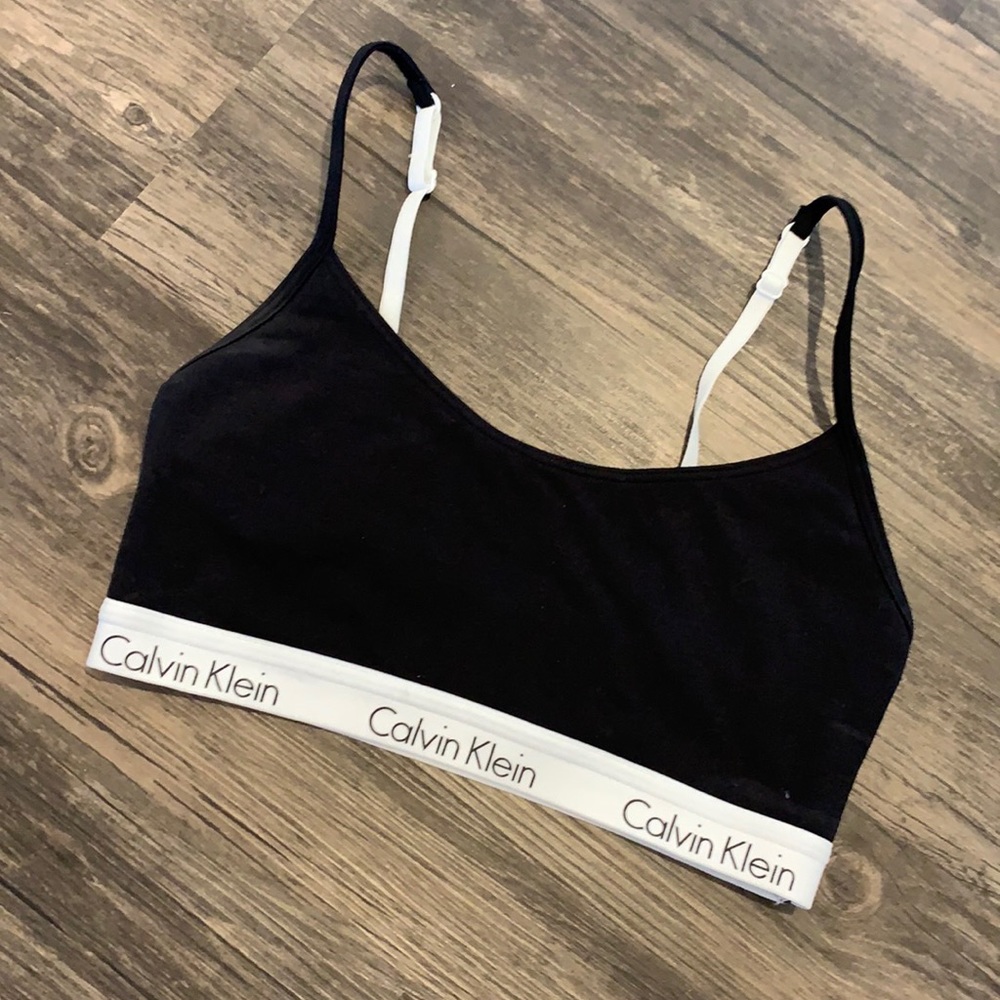 Calvin Klein Sports Bra